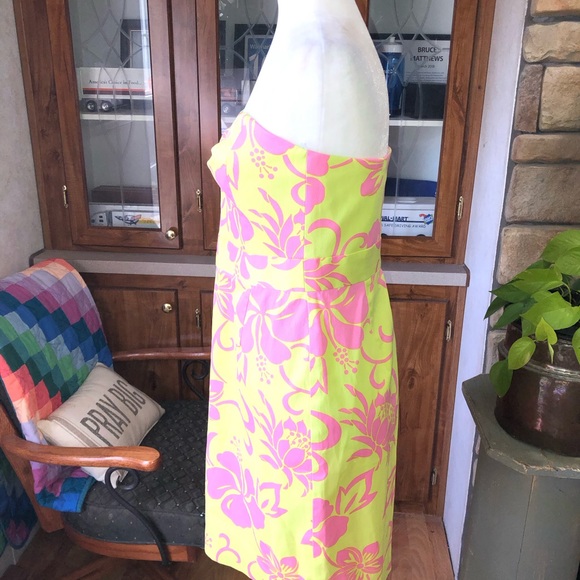 TRINA TURK SIZE 8 PINK & YELLOW TROPICAL PRINT STRAPLESS DRESS FULLY LINED - Picture 2 of 5